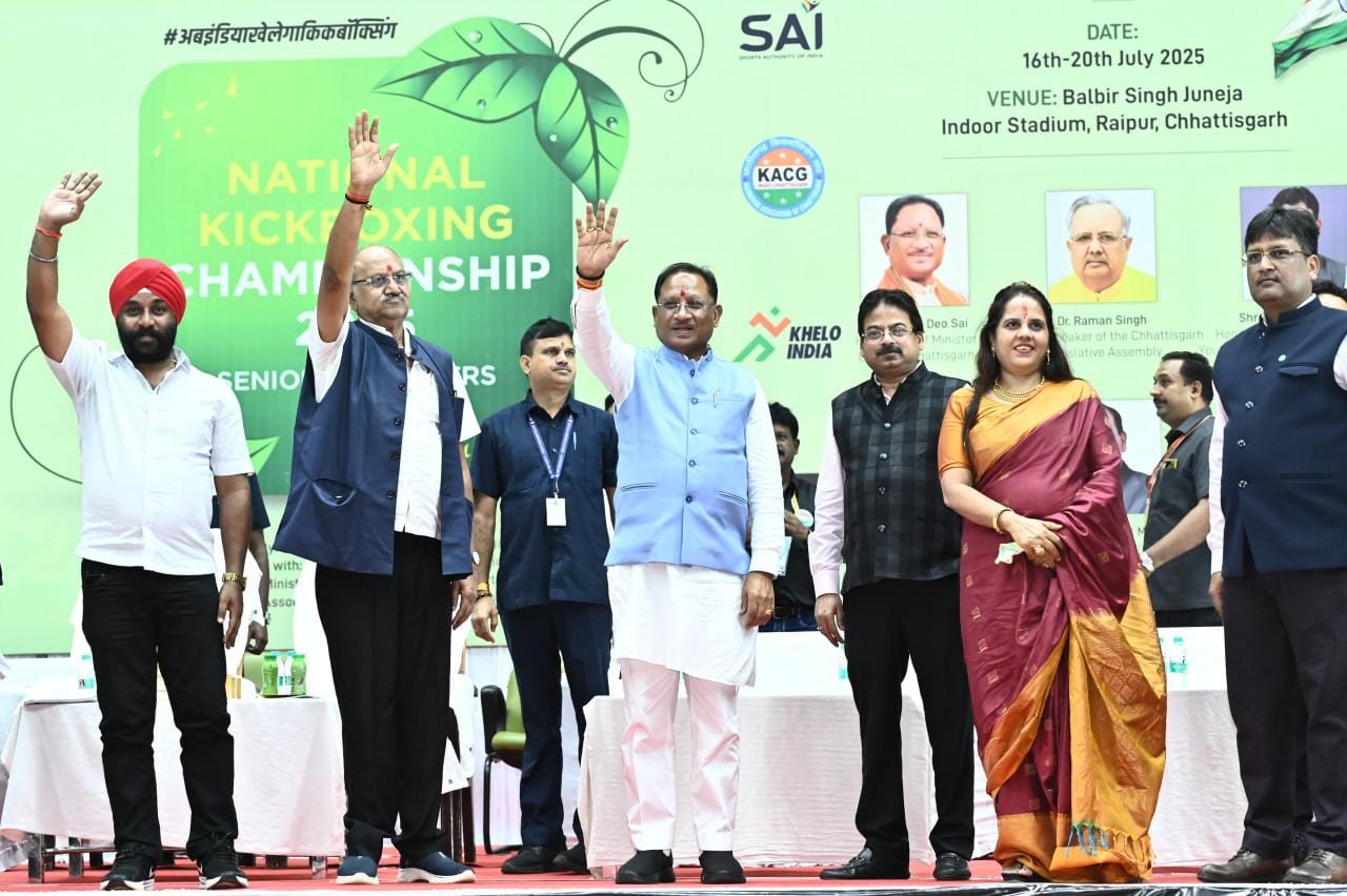 खेल युवाओं में साहस, शक्ति और दृढ़ संकल्प का विकास करते हैं : मुख्यमंत्री विष्णु देव साय 4 खेल युवाओं में साहस, शक्ति और दृढ़ संकल्प का विकास करते हैं : मुख्यमंत्री विष्णु देव साय