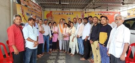 दुर्ग ग्रामीण विधायक ललित चंद्राकर ने प्रतिभावान छात्र-छात्राओं किया सम्मान... 1 दुर्ग ग्रामीण विधायक ललित चंद्राकर ने प्रतिभावान छात्र-छात्राओं किया सम्मान...