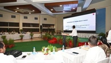 चक्काजाम की राजनीति कांग्रेस की हताशा का प्रतीक: सांसद बृजमोहन अग्रवाल... 6 चक्काजाम की राजनीति कांग्रेस की हताशा का प्रतीक: सांसद बृजमोहन अग्रवाल...