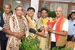 श्रावण मास में श्रद्धा और भक्ति का संगम: सांसद बृजमोहन अग्रवाल के आवास पर सुंदरकांड पाठ और प्रसाद वितरण... 6 श्रावण मास में श्रद्धा और भक्ति का संगम: सांसद बृजमोहन अग्रवाल के आवास पर सुंदरकांड पाठ और प्रसाद वितरण...