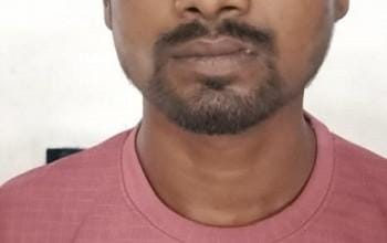 अवैध शराब के खिलाफ दुर्ग पुलिस की कार्यवाही, 1 आरोपी को घेराबंदी कर किया गिरफ्तार, 32 पौवा देशी और...