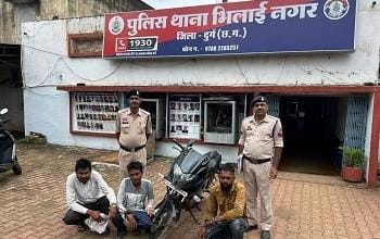 सशक्त एप के माध्यम से थाना भिलाई नगर क्षेत्र मे चोरी हुये मोटर सायकल को किया गया बरामद... 5 सशक्त एप के माध्यम से थाना भिलाई नगर क्षेत्र मे चोरी हुये मोटर सायकल को किया गया बरामद...