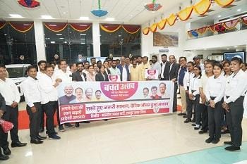 GST बचत उत्सव के तहत सांसद बृजमोहन अग्रवाल ने किया विभिन्न प्रतिष्ठानों का दौरा...