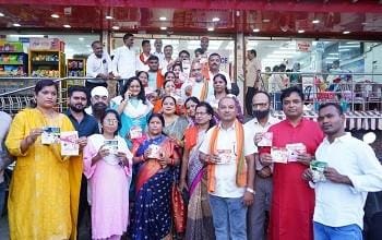 जीएसटी बजट उत्सव को लेकर जनभावनाओं से रुबरुब होने रिसाली मार्केट पहुंचे दुर्ग ग्रामीण विधायक ललित चंद्राकर