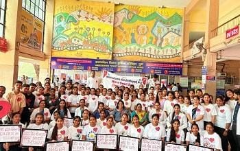 विश्व हृदय दिवस पर शंकराचार्य स्वामी स्वरूपानंद नर्सिंग कॉलेज के विद्यार्थियों ने नुक्कड़ नाटक के माध्यम से किया जागरूक