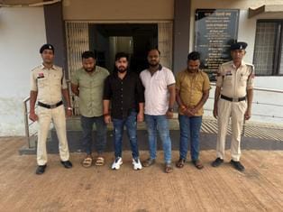 सड़क पर केक काटना पड़ा भारी: दुर्ग पुलिस ने 4 आरोपियों को गिरफ्तार कर भेजा जेल...