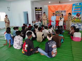 दुर्ग पुलिस द्वारा नशे के विरुद्ध आपरेशन विश्वास के तहत वैलनेस शिविर का आयोजन नेवई भाटा सामुदायिक भवन