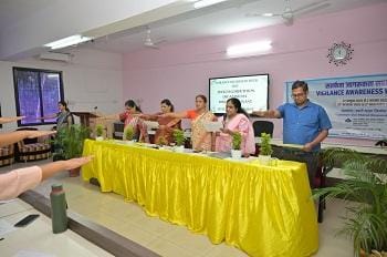 सतर्कता जागरूकता सप्ताह–2025 के तहत पी.जी. कॉलेज ऑफ नर्सिंग में भाषण प्रतियोगिता का आयोजन