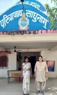 दुर्ग पुलिस की त्वरित कार्यवाही: मामूली विवाद में महिला ने की अधेड़ महिला की हत्या, आरोपी गिरफ्तार... 1 दुर्ग पुलिस की त्वरित कार्यवाही: मामूली विवाद में महिला ने की अधेड़ महिला की हत्या, आरोपी गिरफ्तार...