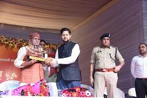 जिला स्तरीय राज्योत्सव का समापन रंगारंग सांस्कृतिक कार्यक्रम के साथ... 1 जिला स्तरीय राज्योत्सव का समापन रंगारंग सांस्कृतिक कार्यक्रम के साथ...