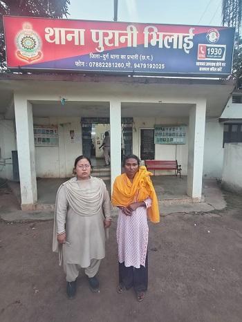 भिलाई न्यूज़ : घरेलू नौकरानी ने 5 महीने तक मालिक के घर से किए लाखों के गहनों की चोरी, पुलिस ने किया गिरफ्तार... 1 भिलाई न्यूज़ : घरेलू नौकरानी ने 5 महीने तक मालिक के घर से किए लाखों के गहनों की चोरी, पुलिस ने किया गिरफ्तार...