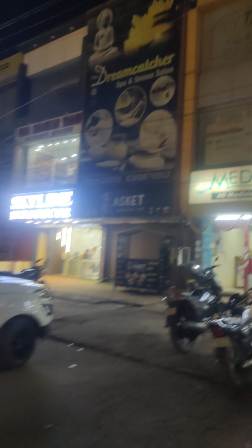 अवैध देह व्यापार की सूचना पर स्पा सेंटर में पुलिस ने दी दबिश...