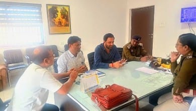 यातायात पुलिस दुर्ग द्वारा Operation Suraksha के तहत यातायात व्यवस्था सुदृढ़ीकरण हेतु धान विपणन सीजन में भारी वाहनों पर नियंत्रित प्रवेश