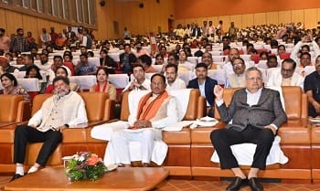 मुख्यमंत्री विष्णु देव साय ने सुनी 'मन की बात' की 128 वीं कड़ी