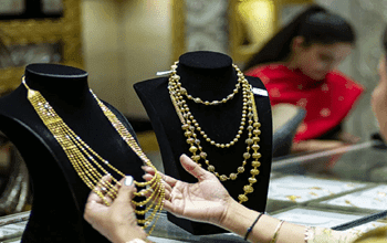 चांदी की कीमतों ने तोड़े सारे रिकॉर्ड! सोना भी चमका, जानें आज के ताजा भाव...