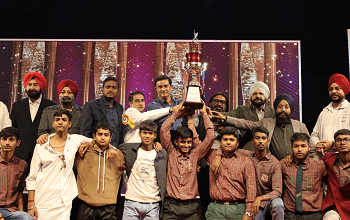 गुरुनानक इंग्लिश सीनियर सेकेंड्री स्कूल, सेक्टर-6, भिलाई के भव्य वार्षिक उत्सव समारोह में...