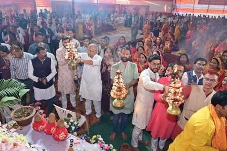 गीता सार गीता ही कृष्ण है कृष्ण ही गीता है- संत निरंजन महाराज जी...