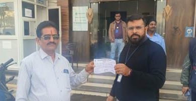 शहर में कुड़ा कचरा फैलाने एवं जलाने वालो पर निगम की कार्यवाही लगातार जारी... 12 शहर में कुड़ा कचरा फैलाने एवं जलाने वालो पर निगम की कार्यवाही लगातार जारी...