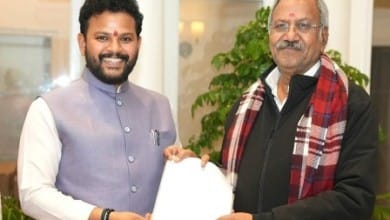 छत्तीसगढ़ की हवाई कनेक्टिविटी को नई उड़ान, केंद्रीय नागरिक उड्डयन मंत्री से मिले सांसद बृजमोहन...