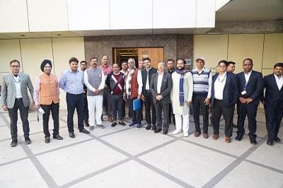 रायपुर एयरपोर्ट बनेगा अंतरराष्ट्रीय हब, सांसद बृजमोहन अग्रवाल ने दिए समयबद्ध कार्यवाही के निर्देश...