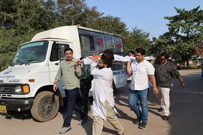 कुरूद में निधन पर यूथ सिख सेवा समिति बनी सहारा, मानवता की मिसाल पेश...