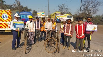 Road Safety Month 2026: दुर्ग में यातायात पुलिस का विशेष जागरूकता अभियान, बाफना टोल और रसमड़ा चौक पर दिखी सख्ती...