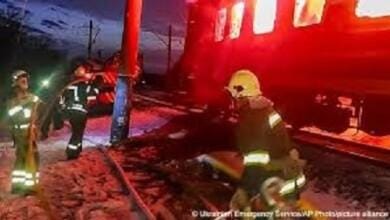 रूस ने यूक्रेन में यात्रियों से भरी ट्रेन पर किया अटैक, 12 लोगों की हुई मौत; देखें VIDEO