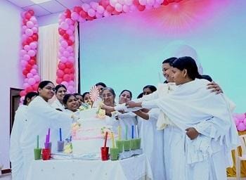 ब्रह्माकुमारी संस्था के 90वें वर्ष में प्रवेश पर महाशिवरात्रि परिवर्तन मास का शुभारंभ... 1 ब्रह्माकुमारी संस्था के 90वें वर्ष में प्रवेश पर महाशिवरात्रि परिवर्तन मास का शुभारंभ...