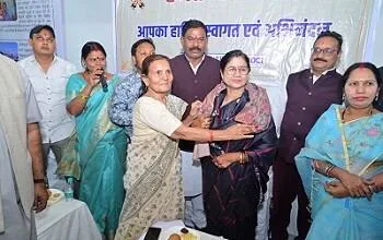 बिजली विभाग के साथ मना छत्तीसगढ़ का रजत उत्सव: आदित्य नगर में जुटा जनसैलाब, आदर्श उपभोक्ताओं का हुआ अभिनंदन...