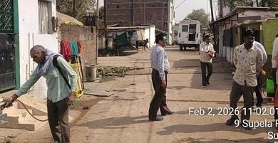 मौसमी बिमारियों की रोकथाम के लिए दवा छिड़काव कार्य जारी... 20 मौसमी बिमारियों की रोकथाम के लिए दवा छिड़काव कार्य जारी...