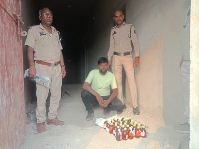 अवैध शराब बिक्री पर बड़ी कार्रवाई, पुरानी भिलाई पुलिस ने आरोपी को किया गिरफ्तार... 1 अवैध शराब बिक्री पर बड़ी कार्रवाई, पुरानी भिलाई पुलिस ने आरोपी को किया गिरफ्तार...