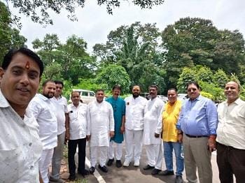 समाजसेवी प्रभु नाथ बैठा को जन्मदिन की हार्दिक बधाई...