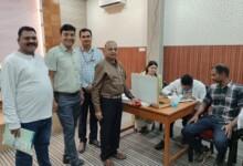 दुर्ग में पुलिस वाहन चालकों के लिए हेल्थ चेकअप कैंप: 116 ड्राइवरों की आंख, बीपी और शुगर जांच...