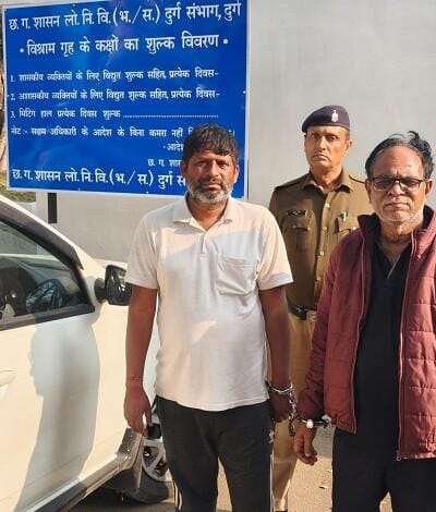 दुर्ग पुलिस: नाबालिग से दुष्कर्म केस में बड़ी कार्रवाई, 2 फरार आरोपी गिरफ्तार, 7 आरोपी अब तक जेल भेजे गए