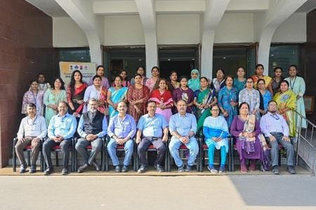 “आप भी जानिए” कार्यक्रम के तहत कार्मिंकों की पत्नियों ने किया संयंत्र का भ्रमण...