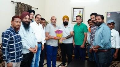 दुर्ग ग्रामीण विधायक ललित चंद्राकर से अल्पसंख्यक मोर्चा के नवनियुक्त पदाधिकारियों ने की सौजन्य मुलाकात...