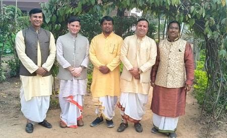 उड़ीसा में भिलाई के आचार्य डॉ. अजय आर्य ने शतपथ ब्राह्मण पर अपना महत्त्वपूर्ण शोध पत्र प्रस्तुत किया