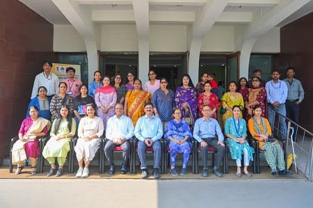 यूनिवर्सल रेल मिल में “आप भी जानिए” कार्यक्रम का आयोजन...