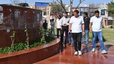 आयुक्त ने सिविक सेंटर क्षेत्र का किये निरीक्षण...