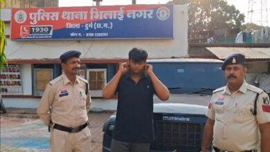 तेज एवं लापरवाहीपूर्वक वाहन चलाने वाले कार चालक पर कार्यवाही, आरोपी गिरफ्तार... 41 तेज एवं लापरवाहीपूर्वक वाहन चलाने वाले कार चालक पर कार्यवाही, आरोपी गिरफ्तार...