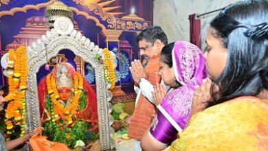 मंत्री गजेन्द्र यादव ने दी रामनवमी की शुभकामनायें, महाअष्टमी पर देवी मंदिर में पहुंचे...