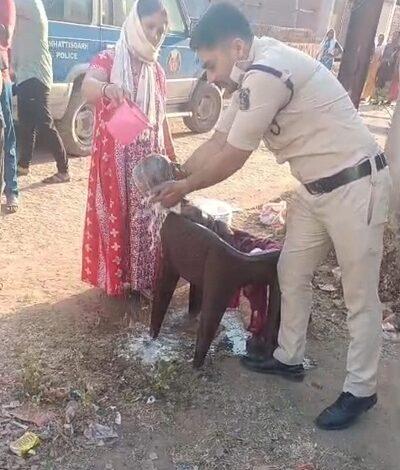 दुर्ग पुलिस का वृद्ध नागरिकों के प्रति "सेवा, सुरक्षा, सुशासन" के संकल्प को सच साबित किया – डायल-112 ने घर में अकेली घायल बुजुर्ग महिला को समय पर पहुंचाया अस्पताल