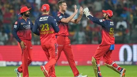 IPL 2026: बेंगलुरु पहुंचा धाकड़ गेंदबाज, RCB के खेमे में खुशी की लहर...