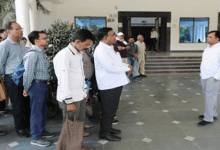 कलेक्टर का सख्त एक्शन: देर से आने वाले अधिकारियों-कर्मचारियों की लगी क्लास, अब डिजिटल होगी अटेंडेंस...