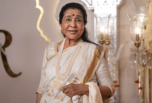 आशा भोसले के वो 4 यादगार गाने, जिनमें बहन लता मंगेशकर संग जुगलबंदी...