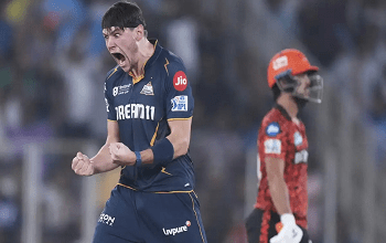 IPL 2026: SRH की टीम में हुई धाकड़ गेंदबाज की एंट्री, रफ्तार से बरपाता है कहर...