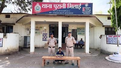 दुर्ग पुलिस की अवैध शराब बिक्री पर लगातार कार्यवाही ,पुरानी भिलाई पुलिस की त्वरित कार्रवाई – आरोपी गिरफ्तार