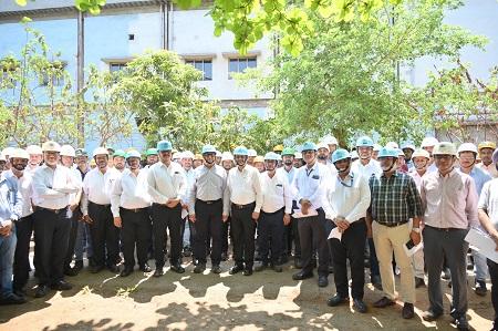 नव वित्तीय वर्ष 2026–27 के आगमन पर निदेशक प्रभारी का संयंत्र भ्रमण, कर्मचारियों को दिए नए लक्ष्य और प्रेरणा