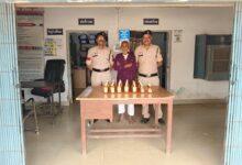 अवैध शराब बिक्री पर दुर्ग पुलिस की लगातार कार्यवाही – आरोपी गिरफ्तार...
