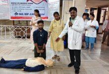 जवाहरलाल नेहरू चिकित्सालय द्वारा ‘सेव अ लाइफ’ हैंड्स-ओनली सीपीसीआर प्रशिक्षण आयोजित...
